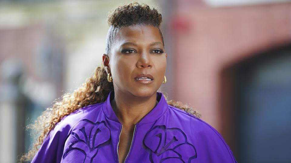 Queen Latifah as Robyn McCall in a purple shirt in The Equalizer season 3