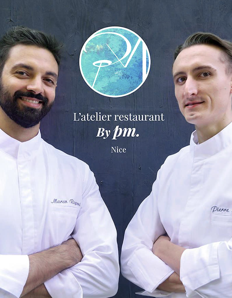 Prix du Public 2019<br><p>Ils sont encore jeunes mais ont déjà des CV bien remplis. Pour Pierre Lesterle, Le Pré Carré à Toulouse, l’Hôtel du Palais à Biarritz ou le restaurant Joël Robuchon au Métropole de Monaco. Pour Marco Raponi, le Paul Bocuse à Orlando en Floride, l’Eden-Roc au Cap d’Antibes et chez Robuchon, où il rencontre son futur acolyte. Les LaFourchette Awards ajoutent ainsi une ligne de plus à leur carrière astronomique : « C’est encore mieux car ce prix est décerné par le public. C’est un aboutissement », déclarent-ils. Chez By PM (comme Pierre et Marco), ouvert l’an passé, chacun apporte sa pierre à l’édifice pour créer une cuisine méditerranéenne à base de produits simples et naturels,provenant d’artisans locaux. C’est ainsi la concrétisation d’un rêve, aujourd’hui reconnu par le public, conquis par leur convivialité : « Notre idée, c’est de faire plaisir, avec un ticket moyen raisonnable. Ça a toujours été notre démarche », lancent les deux chefs. Une belle fierté niçoise !</p><p><b>Le lieu</b> : situé à la place d’une table végétarienne de référence à Nice, By PM perpétue la tradition et offre un cadre idyllique sur le port de Nice.</p><p> <b>Les must</b> : les ravioles de champignons et ricotta à l’oseille ; les sardines de Méditerranée gratinées au parmesan.<br>45 € le menu inspiration et 65 € le menu découverte.</p><p><b>Le parrain</b> : Arnaud Faye, chef de La Chèvre d’Or à Éze.</p><p> By PM<br> 4 bis, quai Papacino, 06300 Nice<br>04 93 26 05 80</p><p> <a href="https://www.bypm.fr/" rel="nofollow noopener" target="_blank" data-ylk="slk:www.bypm.fr;elm:context_link;itc:0;sec:content-canvas" class="link ">www.bypm.fr</a></p><br>