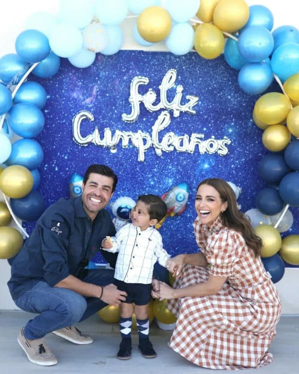 Paula Echevarría, Miguel Torres y su hijo Miki 