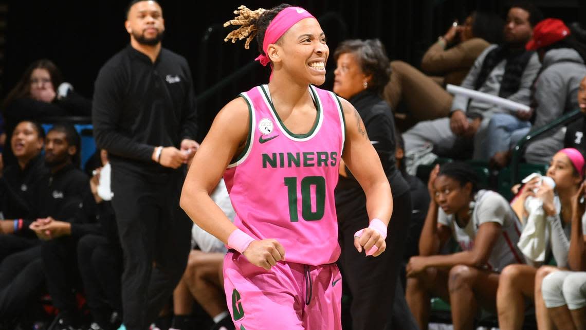Dazia Lawrence, a 5-foot-8 guard from Charlotte, has joined Kentucky as a transfer. Lawrence averaged 18.2 points per game for the 49ers last season. Sam Roberts/Charlotte Athletics