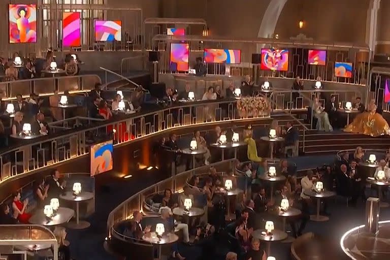 En la escenografía del Oscar 2021, los invitados fueron casi figuras decorativas