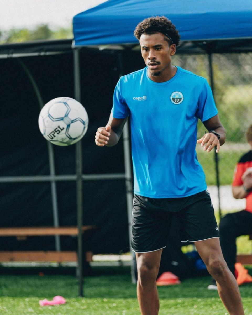 Lakeland United's Lucas Miranda focuses on the ball during a playoff contest vs. the St. Petersburg Aztecs.