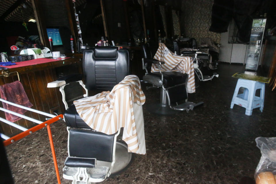 Barber shops in Subang closed during the conditional movement control order May 11, 2020. — Picture by Choo Choy May