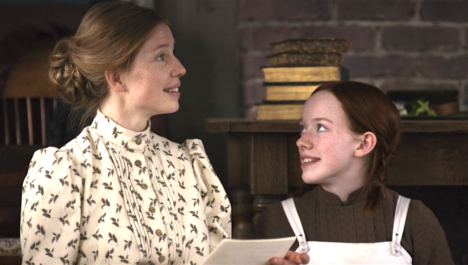 Joanna Douglas and Amybeth McNulty, "Anne With an E"