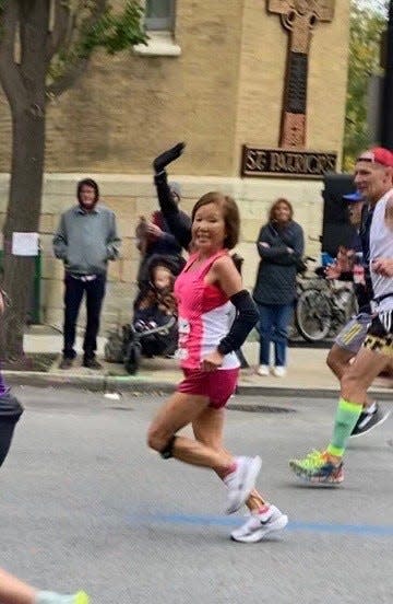 Part-time Naples resident Jeanie Rice won the 75-79 age group at the Chicago Marathon on Oct. 8, 2023 and set several records in the process.