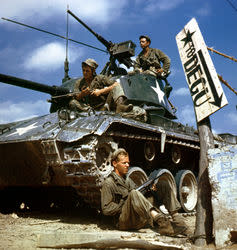 <span class="caption">US troops along the Naktong River, 1950.</span> <span class="attribution"><a class="link " href="https://commons.wikimedia.org/wiki/File:HA-SC-98-06983-Crew_of_M24_along_Naktong_River_front-Korean_war-17_Aug_1950.JPEG" rel="nofollow noopener" target="_blank" data-ylk="slk:Sgt. Riley, US Army/Wikimedia Commons;elm:context_link;itc:0;sec:content-canvas">Sgt. Riley, US Army/Wikimedia Commons</a></span>