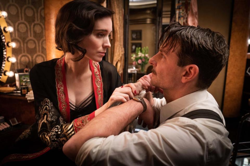 Rooney Mara and Bradley Cooper in neo-noir ‘Nightmare Alley’ (Searchlight Pictures/Moviestore/Shutterstock)