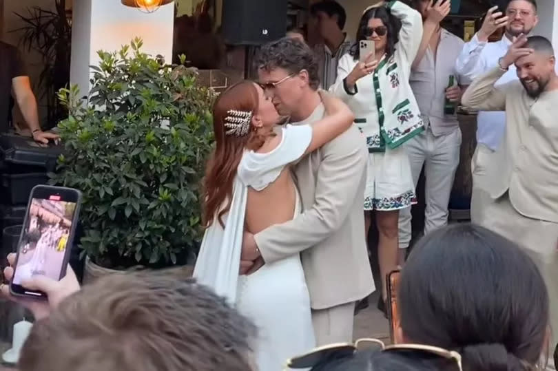 Vick Hope uploaded footage of the newly wed couple dancing to her Instagram story -Credit:Instagram