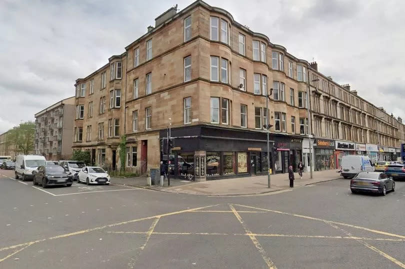 Great Western Road was closed in both directions between Napiershall Street to St George's Road.