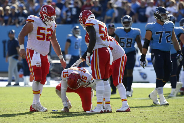 Reasons abound for Chiefs QB Patrick Mahomes' struggles