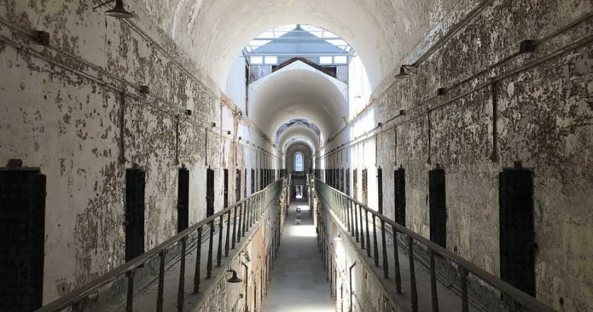 胡志明市一處監獄爆發群聚感染，一名染疫死囚就越獄。（圖／Pxabay）