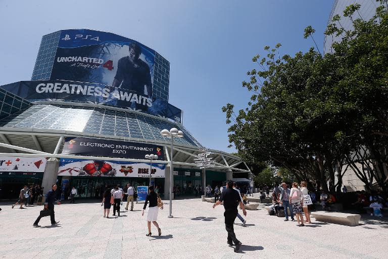 Game enthusiasts and industry personnel arrive to the Annual Gaming Industry Conference E3 at the Los Angeles Convention Center, on June 16, 2015