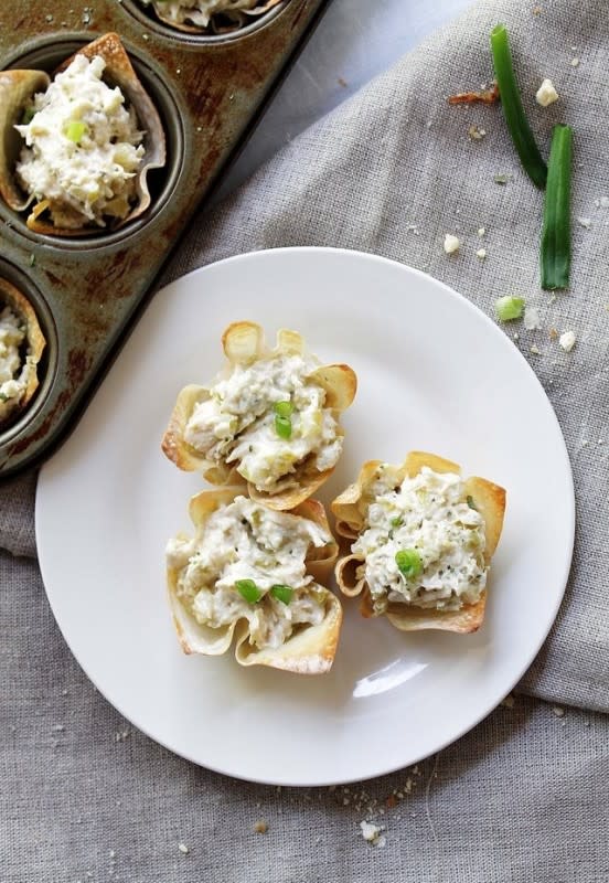 <p>Diethood</p><p> Simply whip together chicken, pickles, mushrooms and sour cream and tuck it into little baked wonton cups. So tasty! </p><p><strong>Get the recipe: <a href="https://diethood.com/chunky-chicken-salad-cups-100-00-gift-card-giveaway/" rel="nofollow noopener" target="_blank" data-ylk="slk:Chunky Chicken Salad Cups;elm:context_link;itc:0;sec:content-canvas" class="link ">Chunky Chicken Salad Cups</a></strong></p>