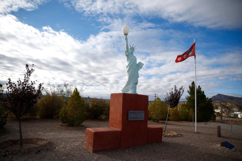 Truth or Consequences, NM. (Photo: Eric Thayer for Yahoo News)