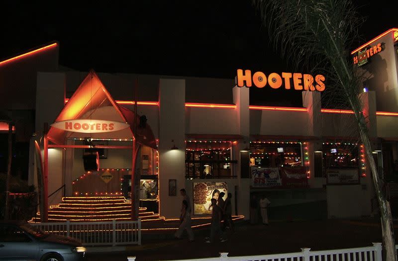 Hooters在全球擁有多間分店。（圖／攝影者riNux, flickr CC License）