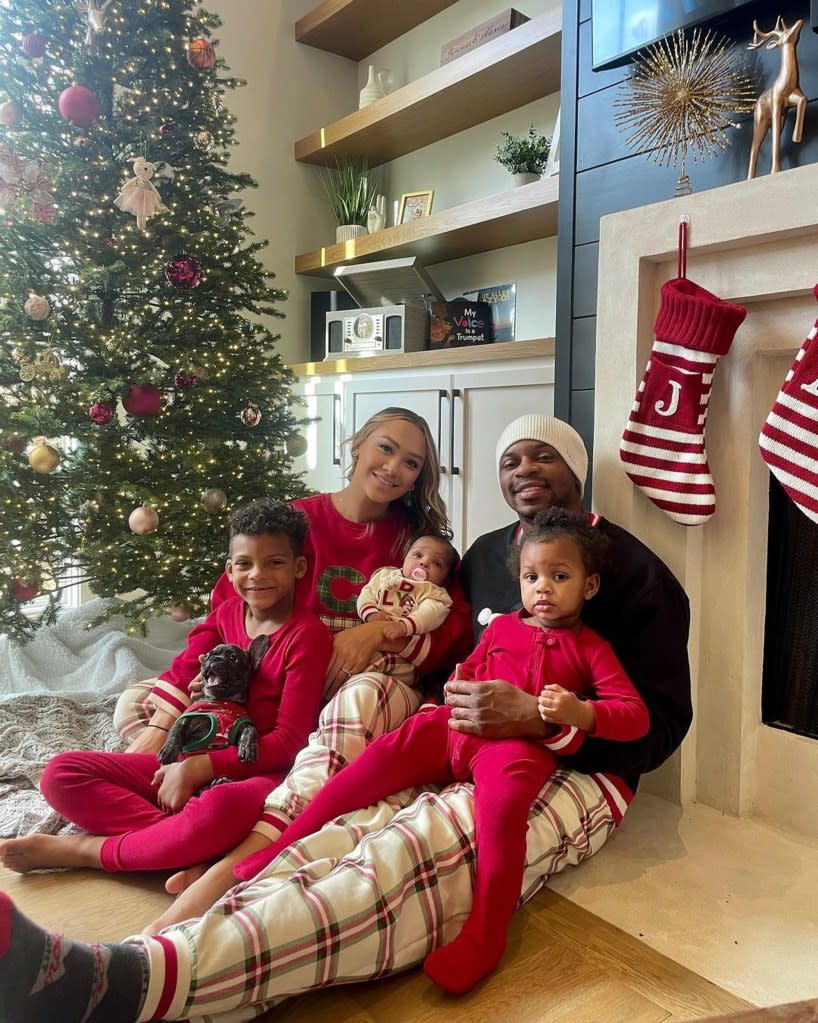 Jimmie Allen, Alexis Gale and their children. Instagram/@lexmarieallen