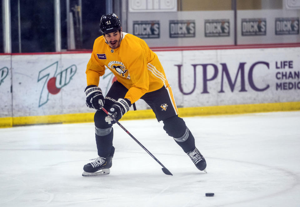 Pittsburgh Penguins' Brian Boyle attends an NHL hockey practice Thursday, Sept. 23, 2021, in Cranberry Township, Pa. (Andrew Rush/Pittsburgh Post-Gazette via AP)