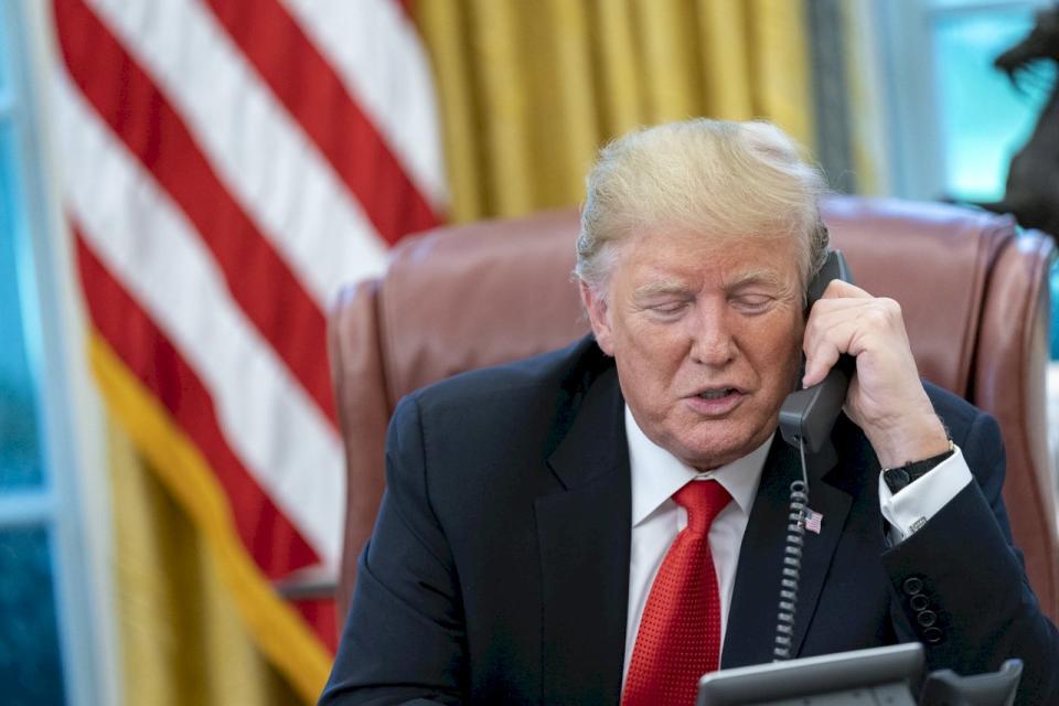 美國總統川普(Donald Trump) (圖:白宮) 打電話