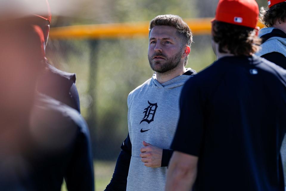 Detroit Tigers Major league performance coach Shane Wallen talks to players during spring training at Tigertown in Lakeland, Fla. on Wednesday, Feb. 14, 2024.