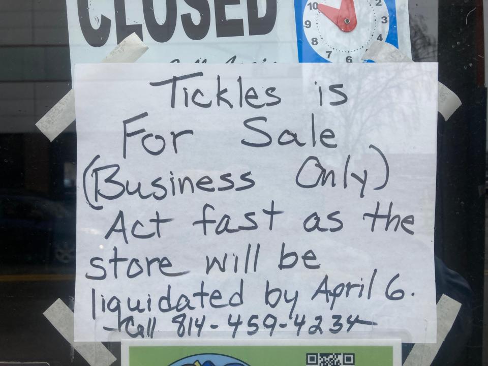 The door was locked and the building was dark Friday morning at Tickles II Sandwich Shop at 17 W. Fourth St.