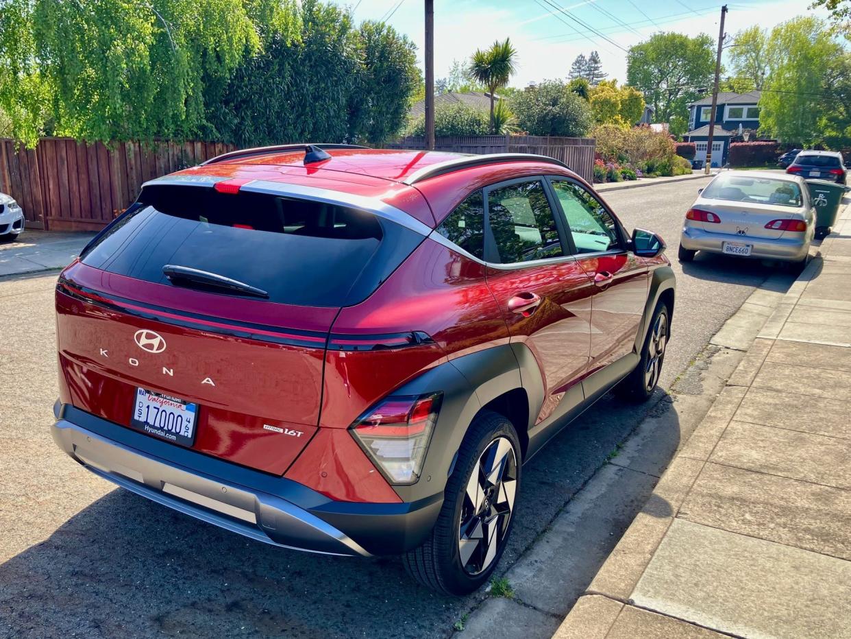 A view of the back of the 2024 Hyundai Kona Limited AWD