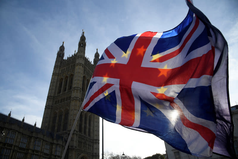 La Grande-Bretagne exclut toute forme d'union douanière avec l'Union européenne après le Brexit, a déclaré lundi une source proche des services de la Première ministre Theresa May. /Photo prise le 30 janvier 2018/REUTERS/Toby Melville