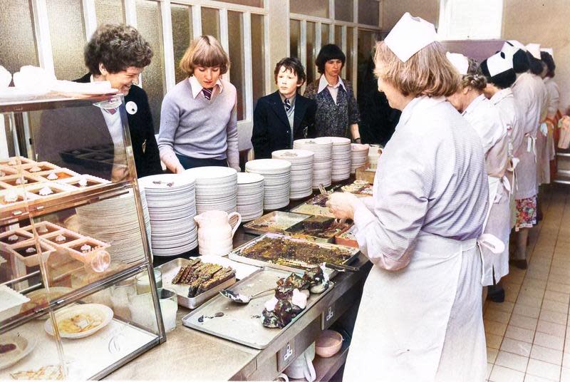 Junior Star School Dinner - Silverdale School, September 1980. Picture: Sheffield Newspapers