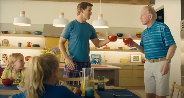 <p>Quaker/Youtube</p> Eli Manning and Archie Manning in Quaker Oats commercial