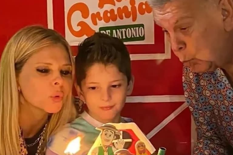 Antonio tiene 9 años y es el hijo en común que comparten Luis Ventura y Fabiana Liuzzi (Foto: Instagram)