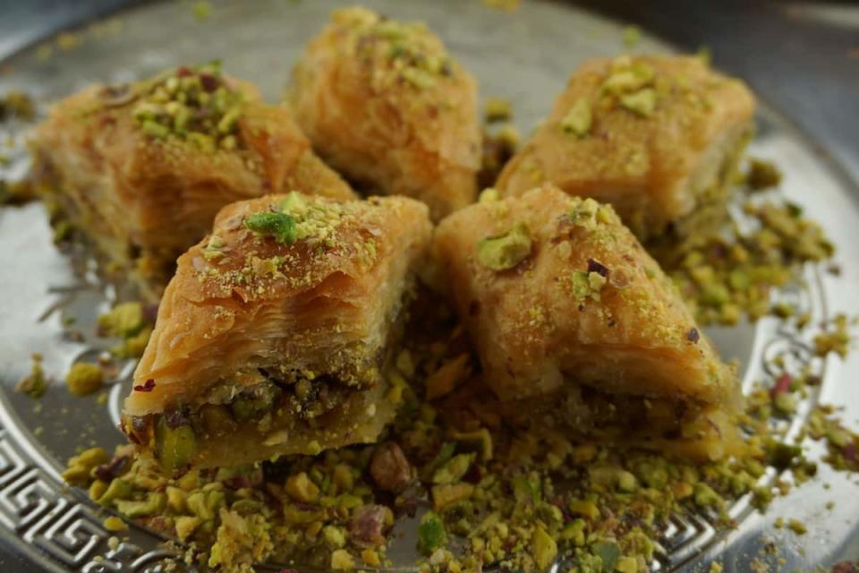 postre turco otomano que no puedes dejar de probar, una receta auténtica para hacer baklava