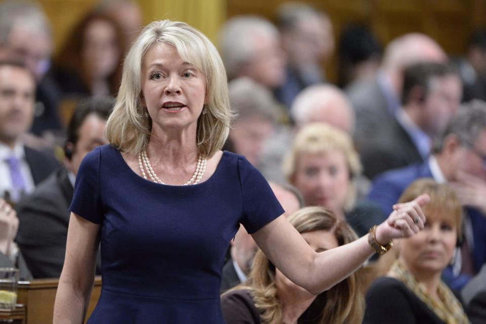 <p><strong>Opposition House Leader</strong><br><strong>2017 Salary: $215,400</strong><br>Conservative MP Candice Bergen (Portage-Lisgar) takes home an additional $42,700 for her role as Opposition House leader.<br><br>(Canadian Press) </p>