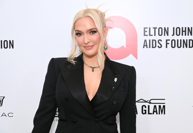 WEST HOLLYWOOD, CALIFORNIA - MARCH 27: Erika Jayne attends Elton John AIDS Foundation&#39;s 30th Annual Academy Awards Viewing Party on March 27, 2022 in West Hollywood, California. (Photo by Michael Kovac/Getty Images for Elton John AIDS Foundation)