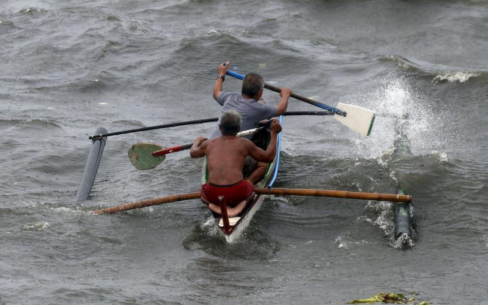 Typhoon Koppu pounds the Philippines