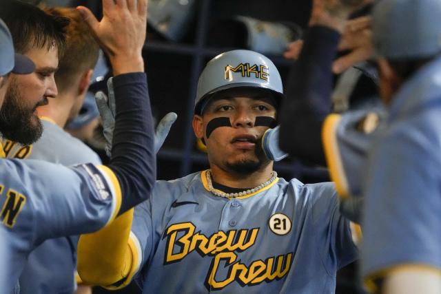 Brewers add Northwestern Mutual patch to sleeves