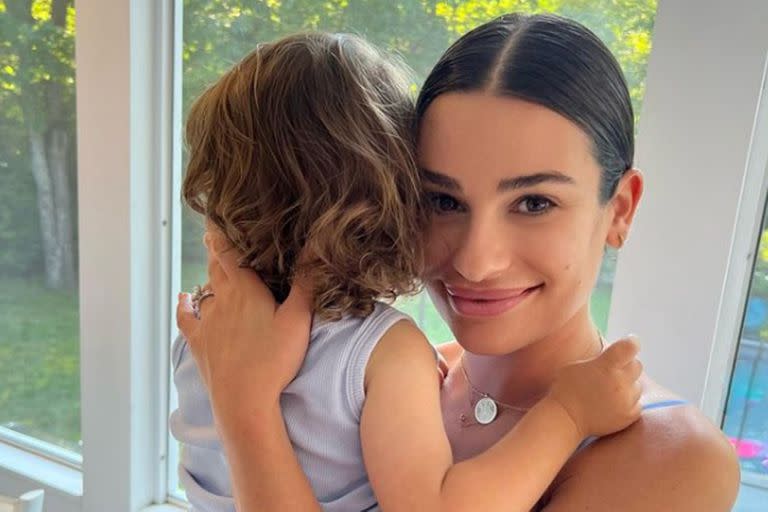 El desconsuelo de Lea Michele por la salud de su pequeño hijo: “Me pasé la noche llorando, encerrada en el baño del hospital”