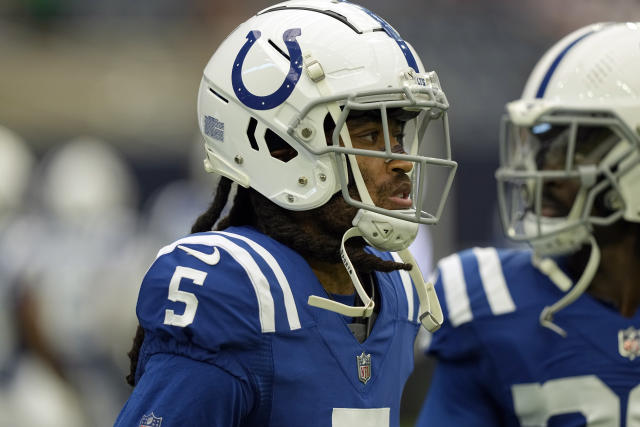 Indianapolis Colts trade CB Stephon Gilmore to Dallas Cowboys