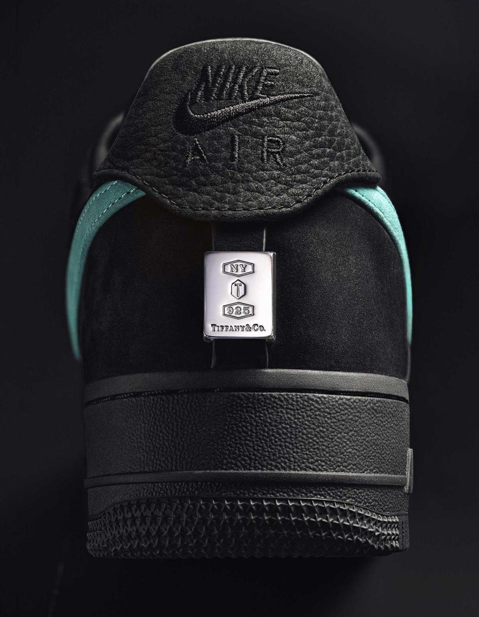 NIKE x TIFFANY & Co. Air Force 1 1837鞋款背面。（TIFFANY & Co.提供）