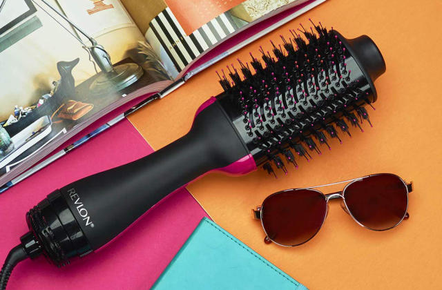 Reviewed: The Revlon One Step Hair Dryer Brush on Curly and Wavy Hair