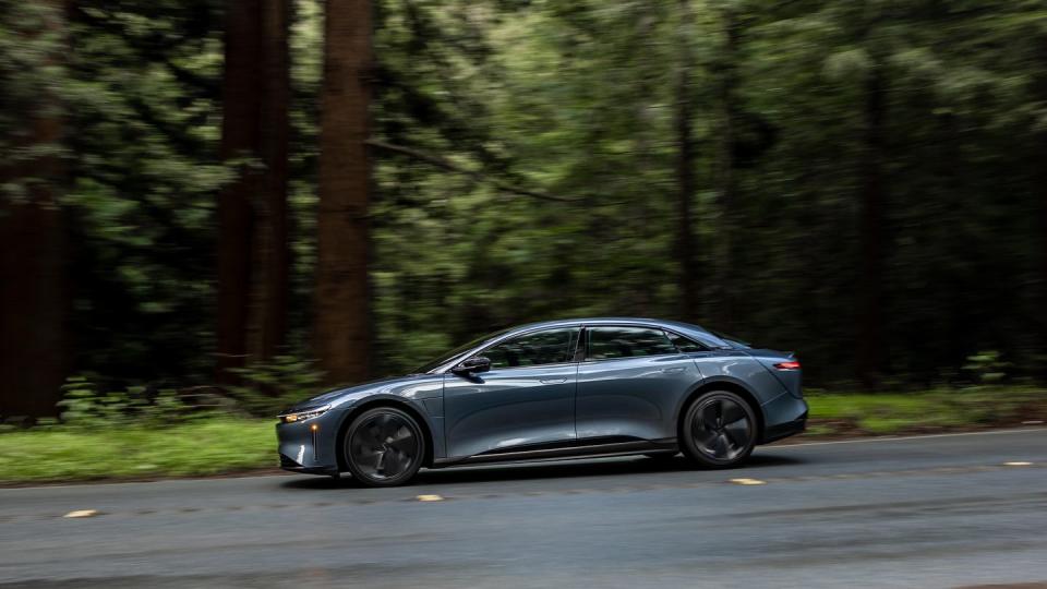 2024 lucid air