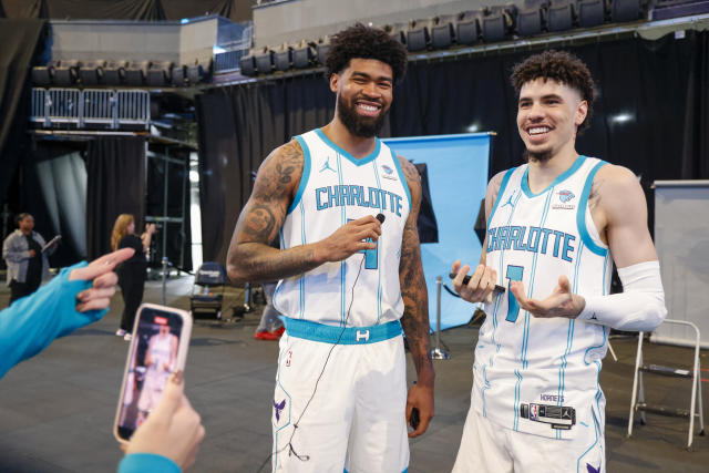 Where can I find the calf sleeves LaMelo is wearing in this photo? They  look really clean. : r/CharlotteHornets