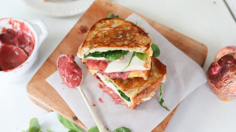 turkey and cranberry panini