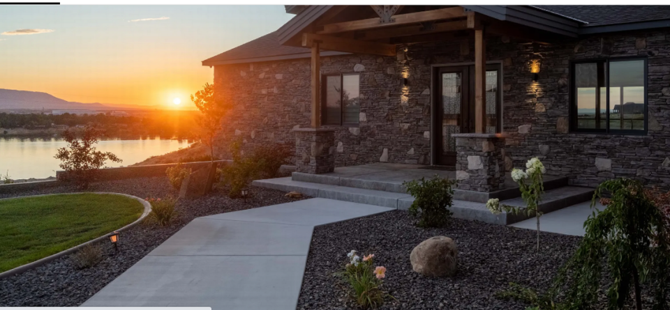 This luxury Pasco home along the Columbia River is listed for $2.39 million.