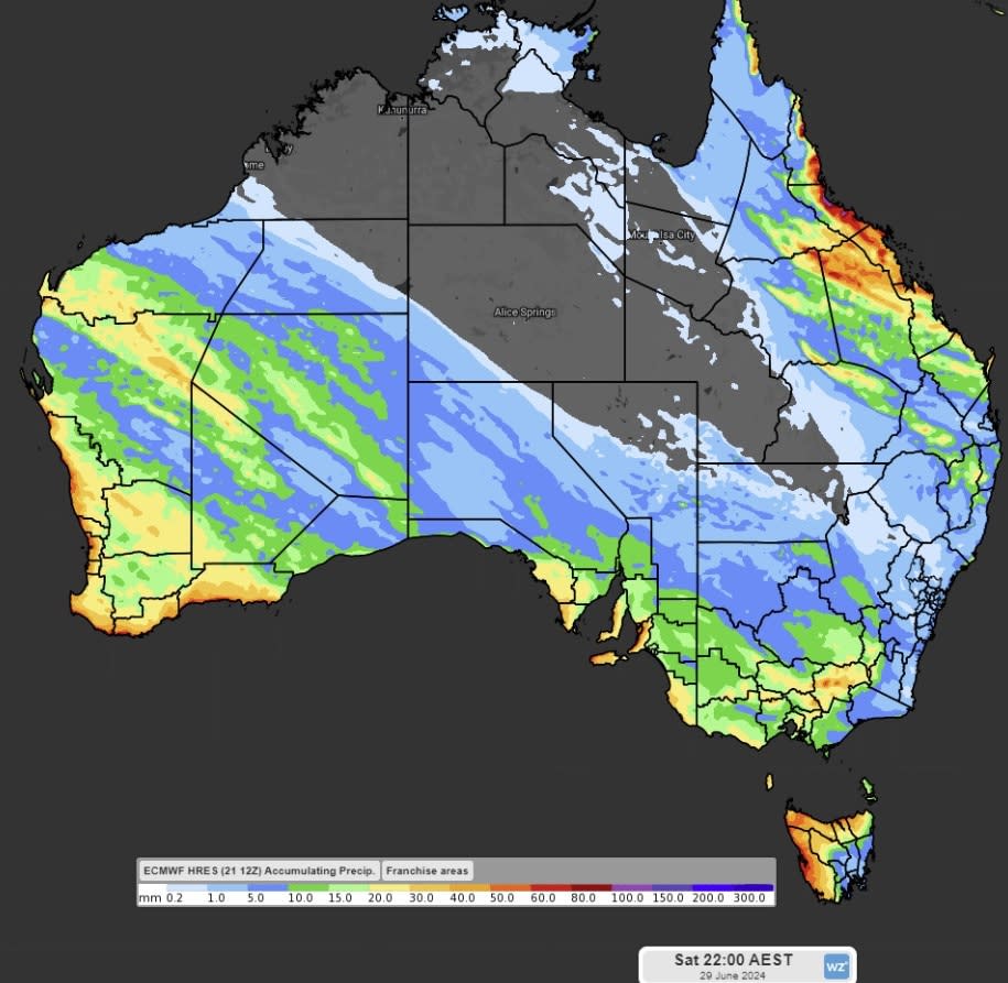 Multiple states are set to be lashed with falls of up to 60mm in the midst of a freezing weekend for thousands of Aussies - with temperatures plunging to below zero in some locations.