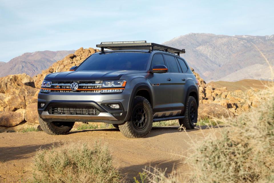 View Photos of the Volkswagen Atlas Basecamp Concept