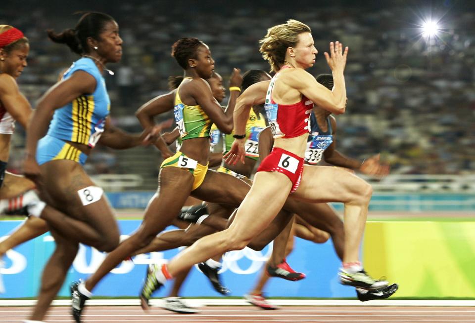 Yuliya Nesterenko wins a gold medal