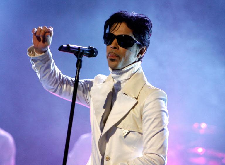 Prince given his own purple shade by Pantone