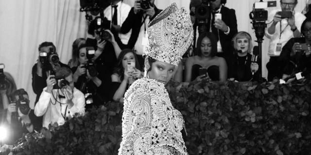 Meet the stars of the Met Gala 2021 - Carolina Herrera Email Archive