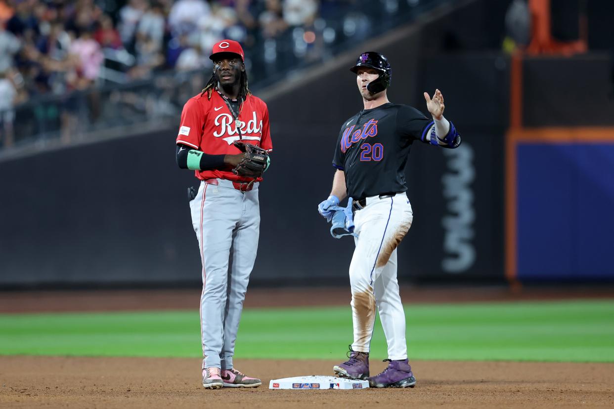 What if Elly De La Cruz and Pete Alonso were teammates next year? "That would be sick," Jonathan India said.