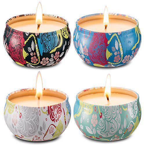 9) Scented Candle Gift Set