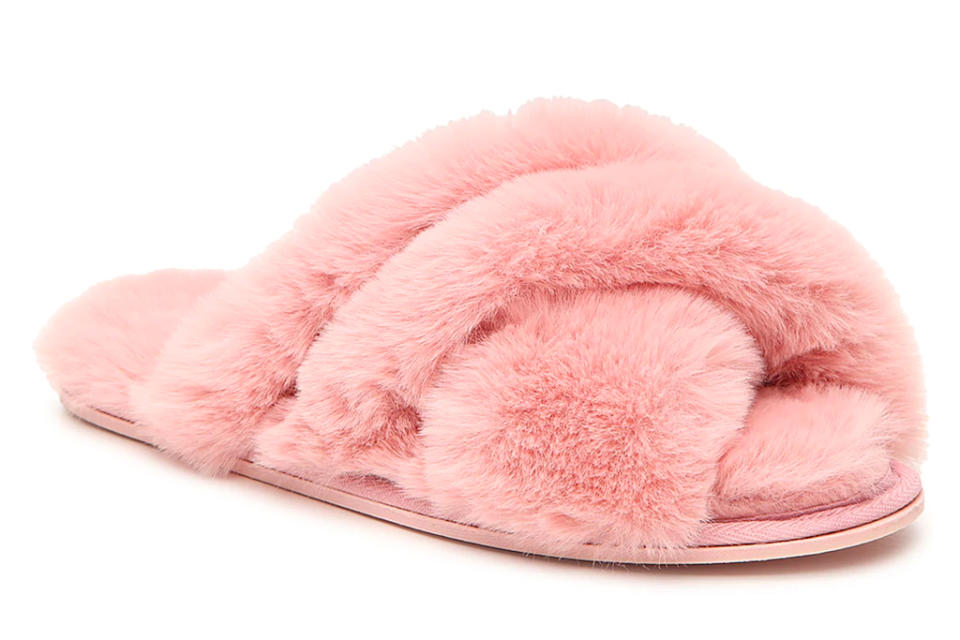 pink, slides, furry, chinese laundry